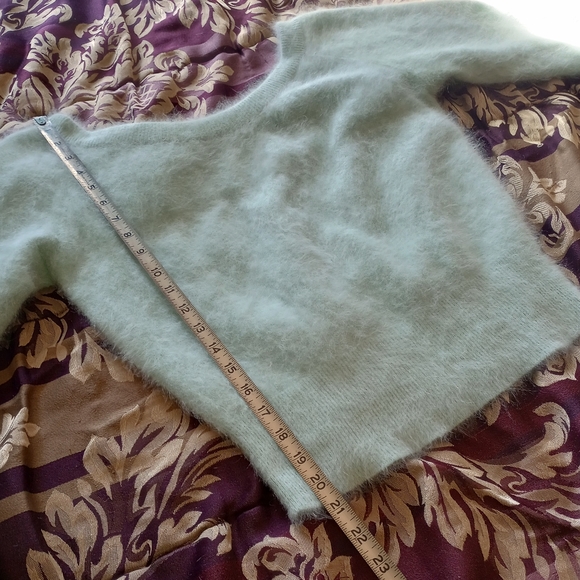 Angora! Motta Knitwear Mint Green Fuzzy Italian Angora Sweater - Picture 13 of 15